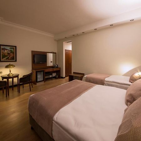 Vardar Palace Hotel - Special Category อิสตันบูล ภายนอก รูปภาพ