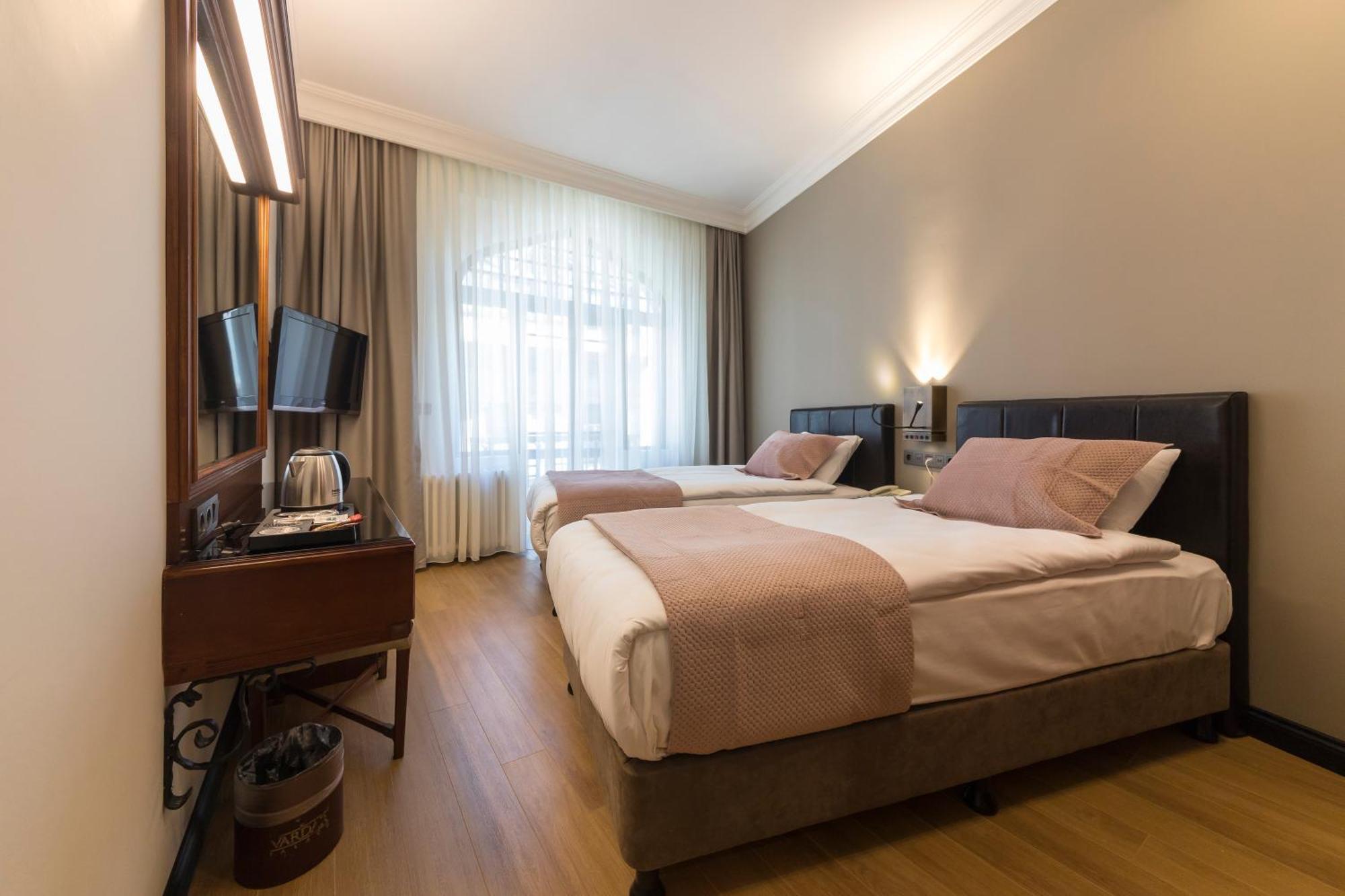 Vardar Palace Hotel - Special Category อิสตันบูล ภายนอก รูปภาพ