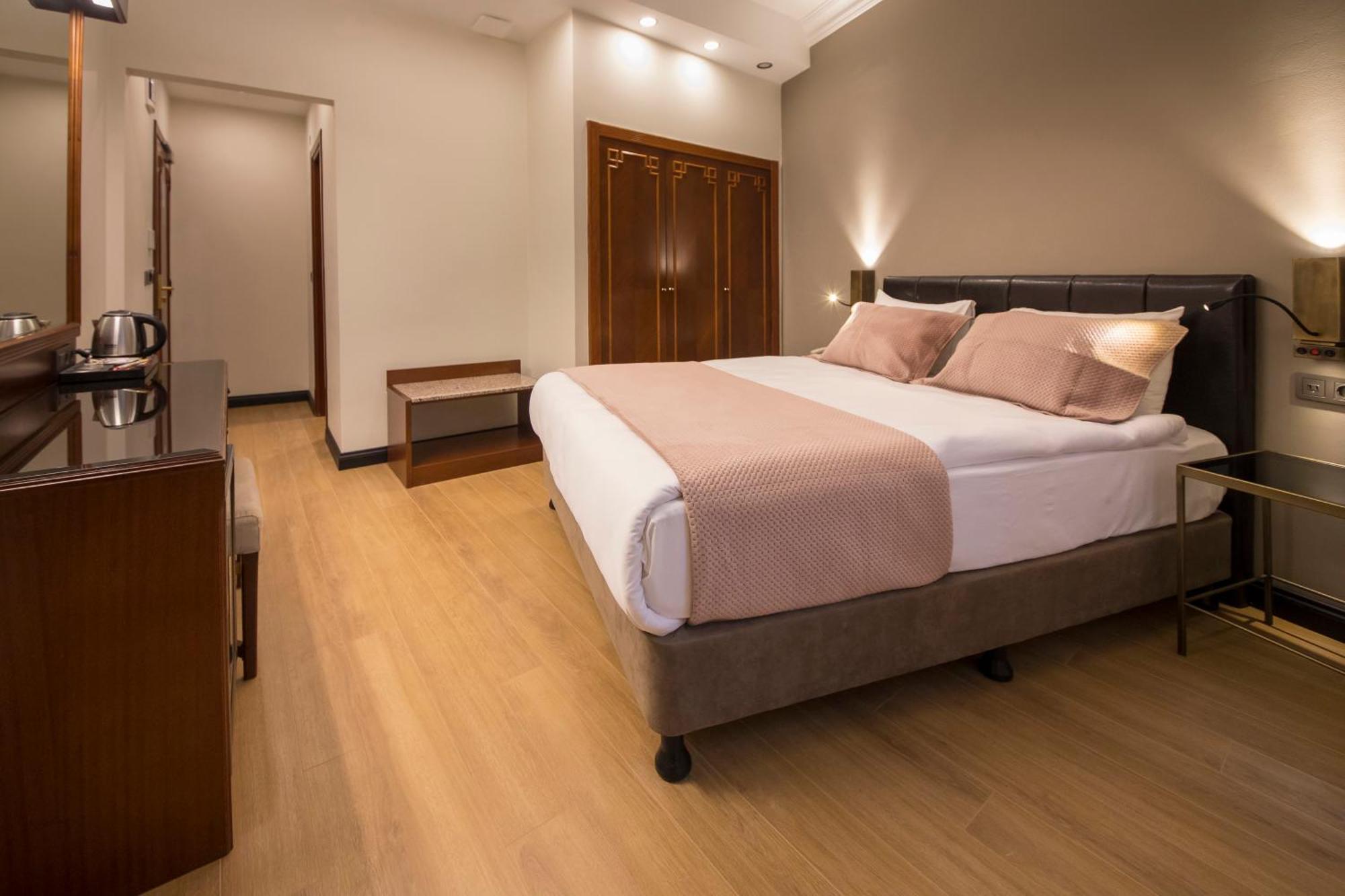 Vardar Palace Hotel - Special Category อิสตันบูล ภายนอก รูปภาพ