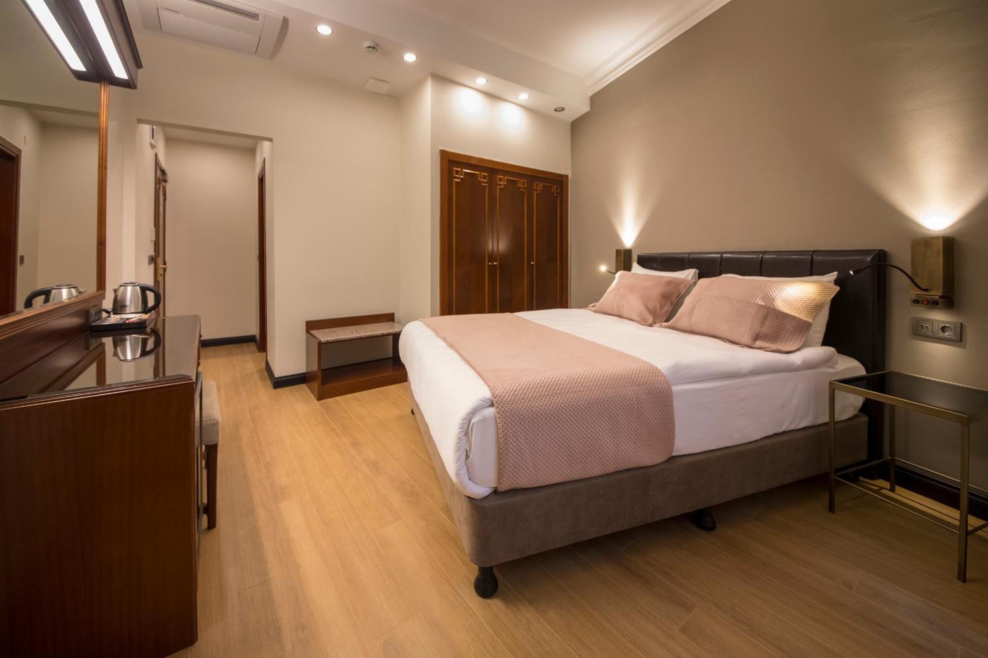 Vardar Palace Hotel - Special Category อิสตันบูล ภายนอก รูปภาพ