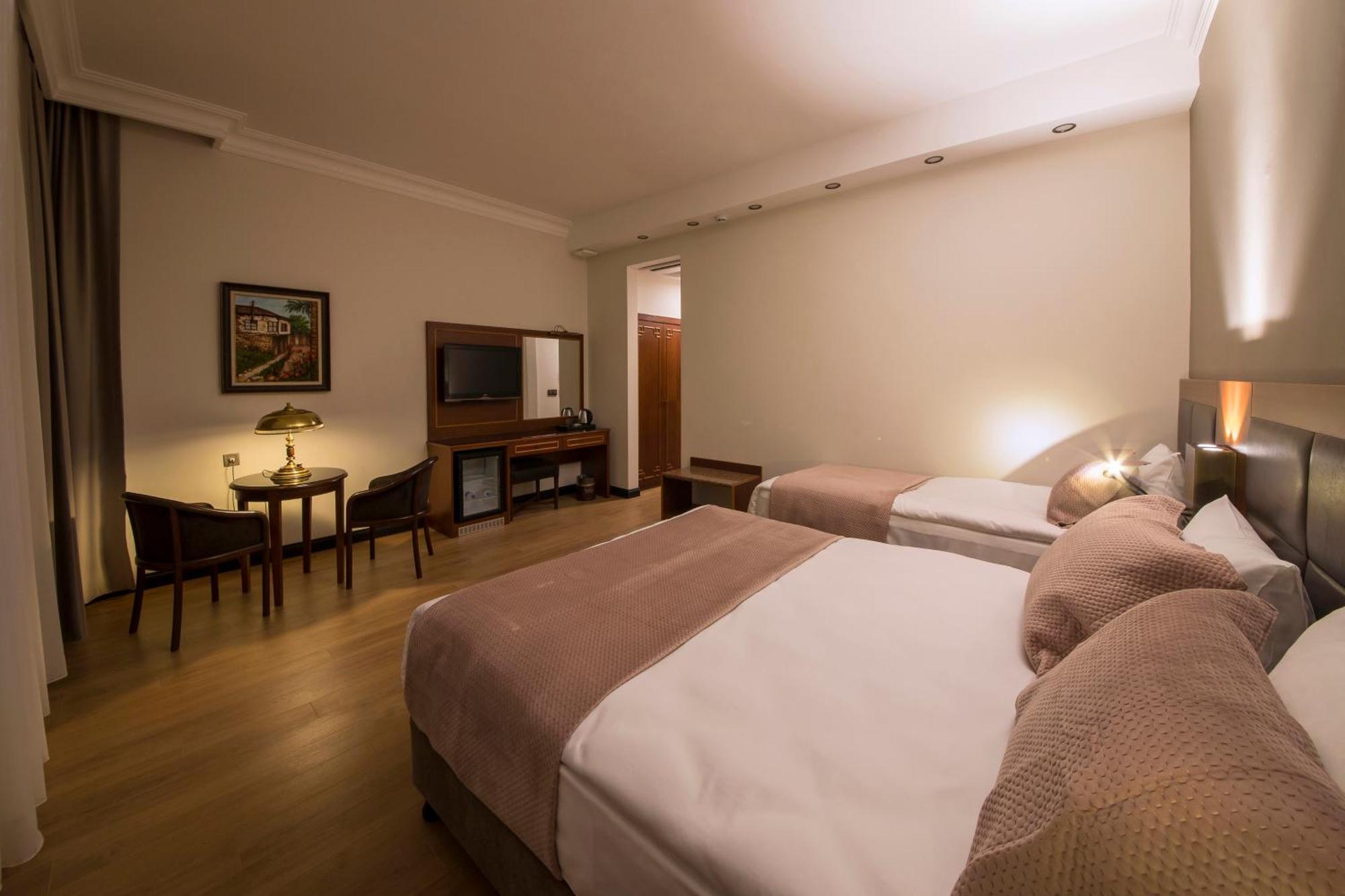 Vardar Palace Hotel - Special Category อิสตันบูล ภายนอก รูปภาพ