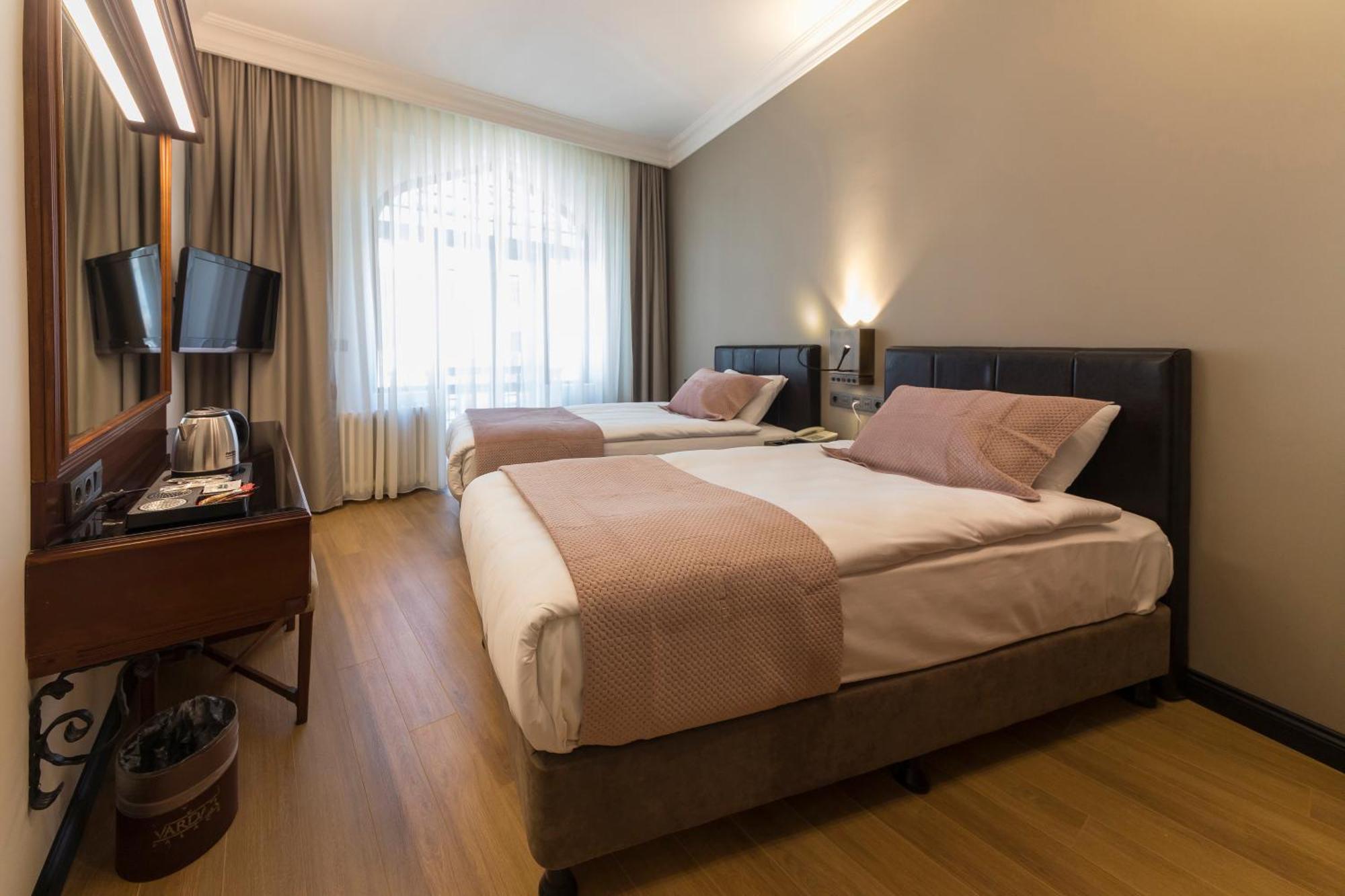 Vardar Palace Hotel - Special Category อิสตันบูล ภายนอก รูปภาพ