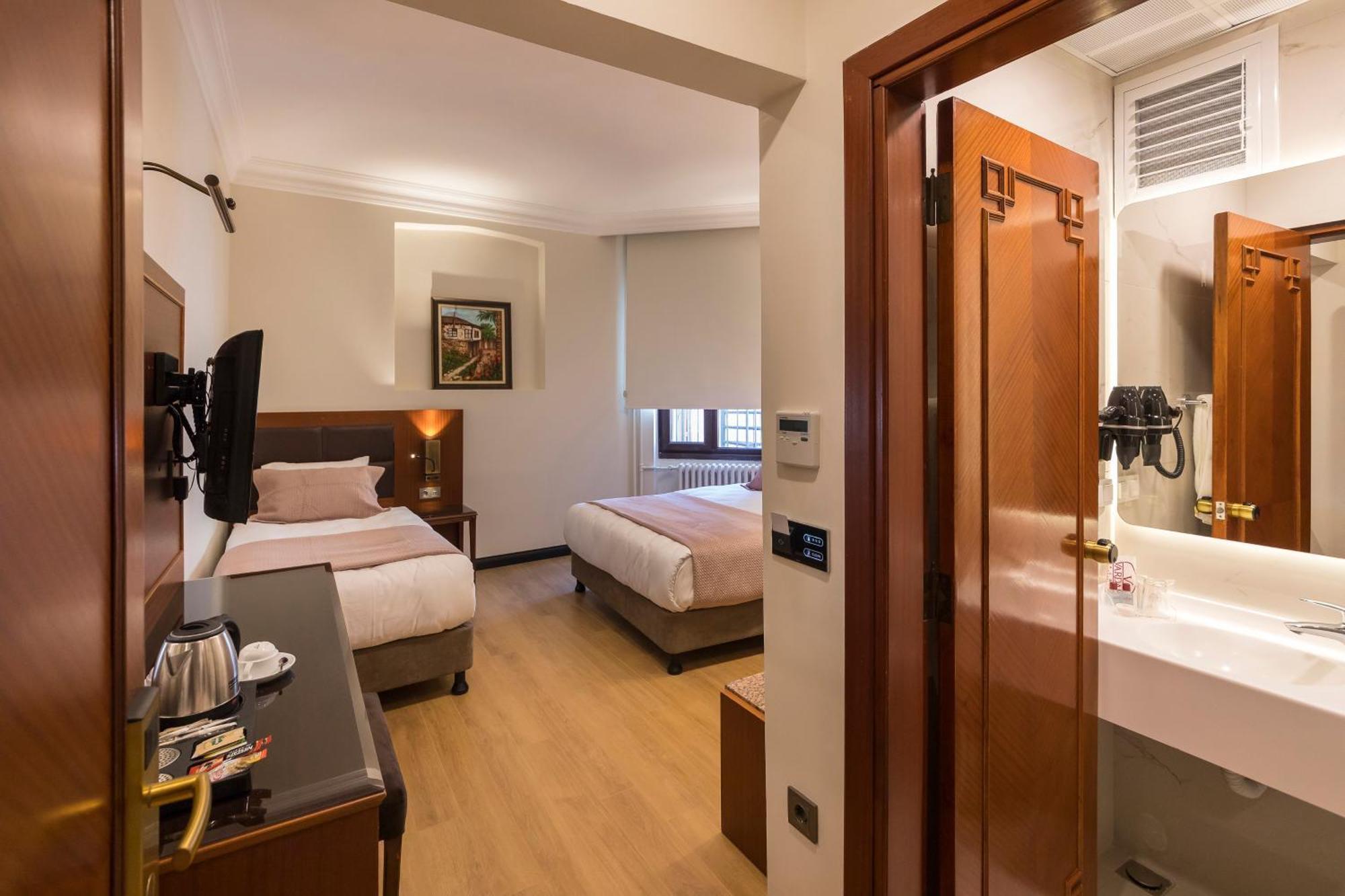 Vardar Palace Hotel - Special Category อิสตันบูล ภายนอก รูปภาพ